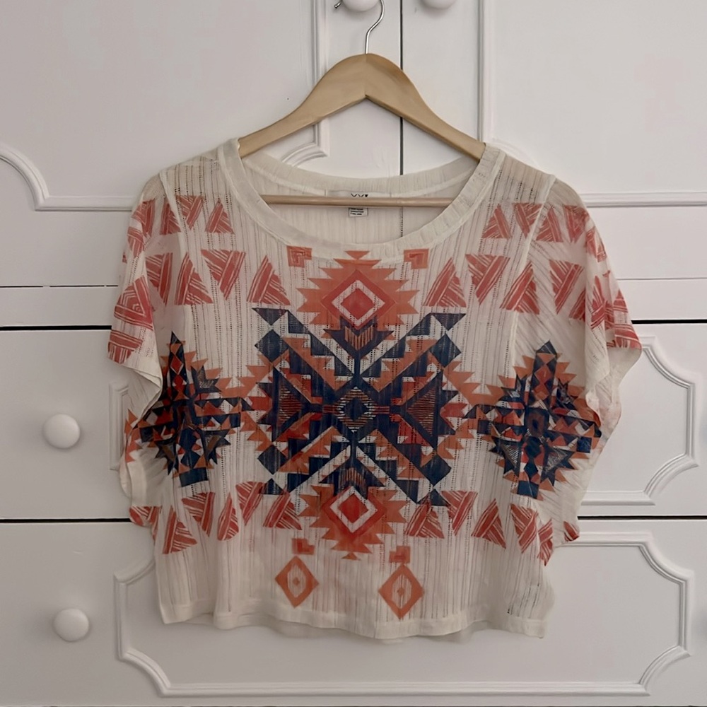EUC Patterned Forever 21 Top Size Medium